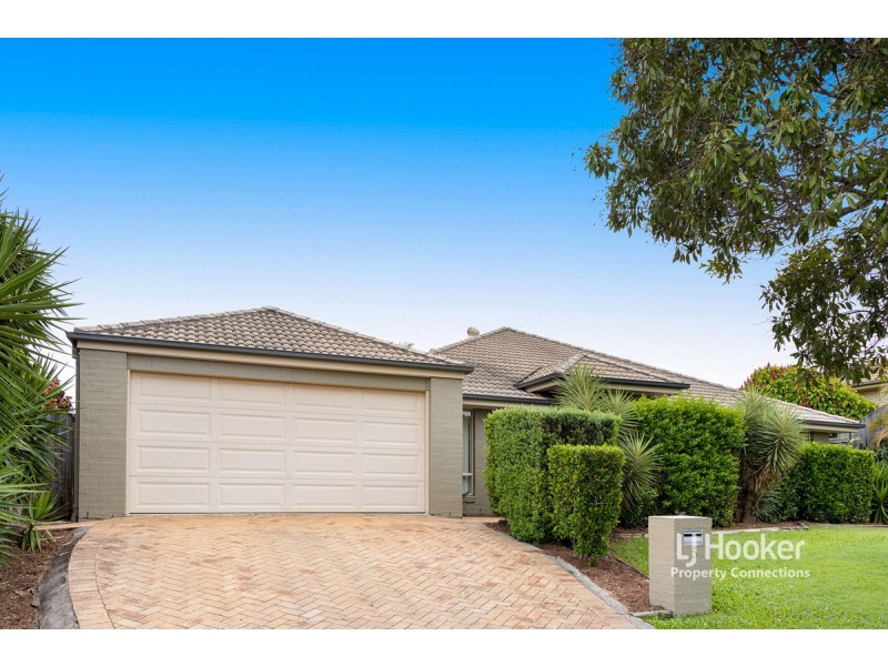 5 Cassinia Court, Eatons Hill QLD 4037