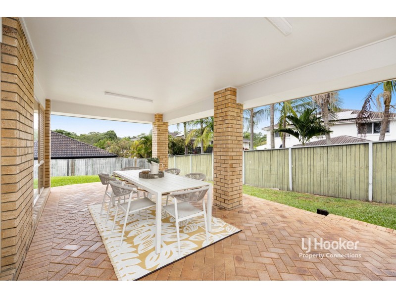 5 Cassinia Court, Eatons Hill QLD 4037