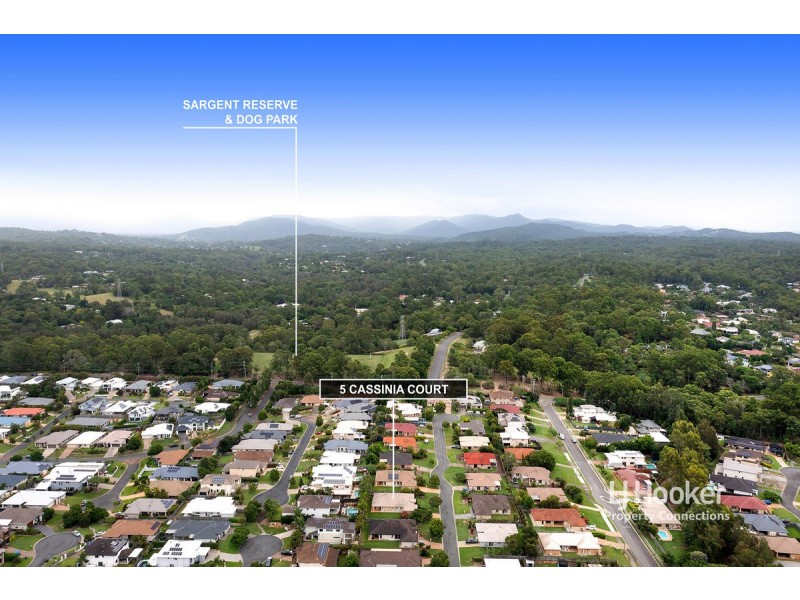 5 Cassinia Court, Eatons Hill QLD 4037