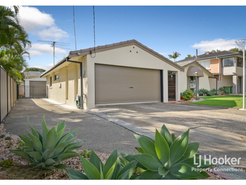 16 Crofty Street, Albany Creek QLD 4035