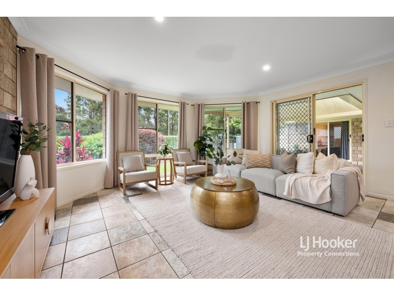 16 Habitat Place, Bridgeman Downs QLD 4035