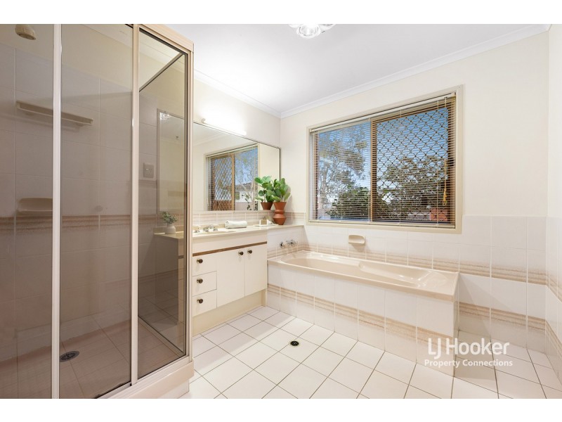 11 Franklin Court, Albany Creek QLD 4035