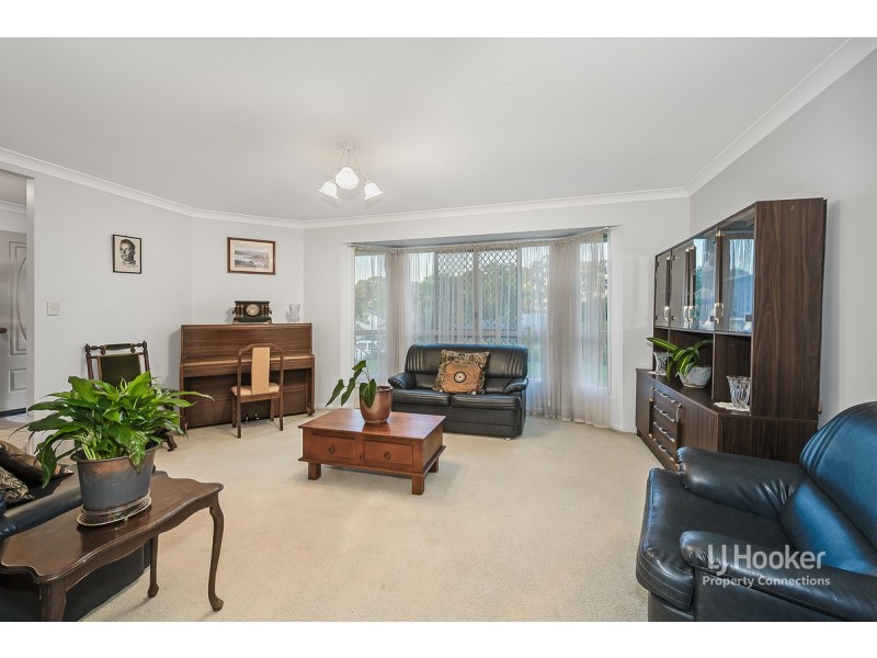 50 Paramount Drive, Warner QLD 4500