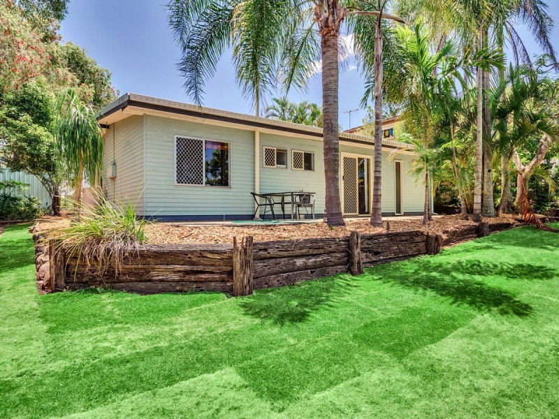 49 Illuta Avenue, Ferny Hills QLD 4055