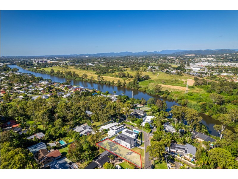 8 Bellara Street, Ashmore QLD 4214