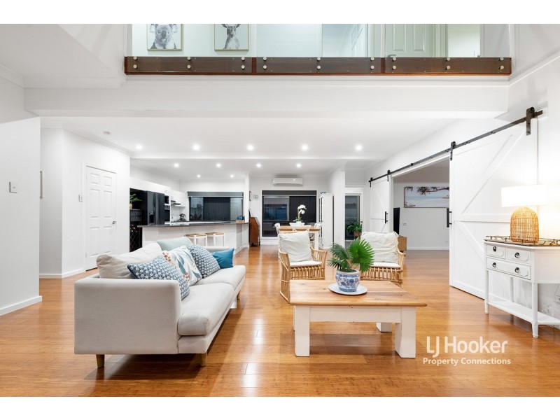 4 Turnberry Crescent, Albany Creek QLD 4035