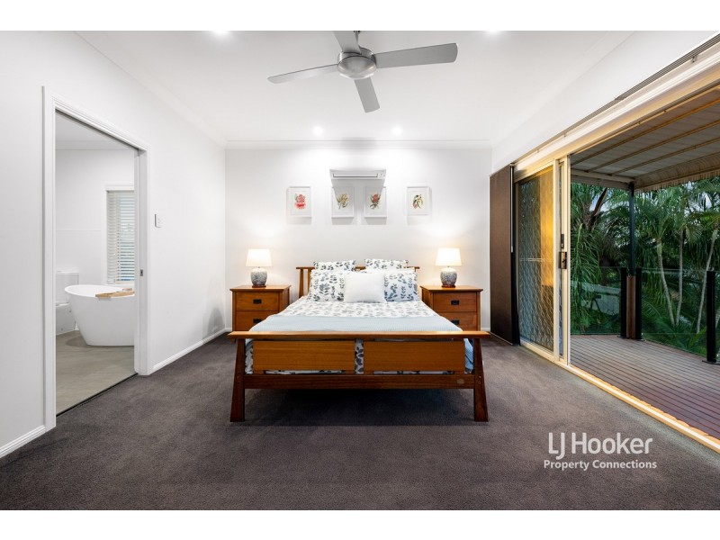 4 Turnberry Crescent, Albany Creek QLD 4035