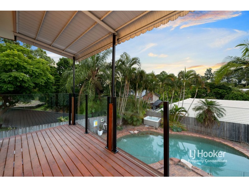 4 Turnberry Crescent, Albany Creek QLD 4035