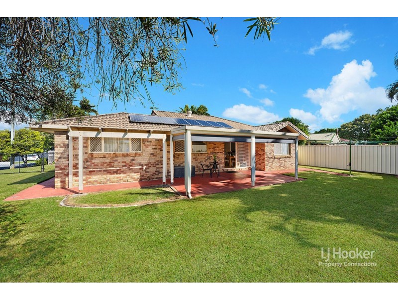 9 Skylark Court, Kallangur QLD 4503