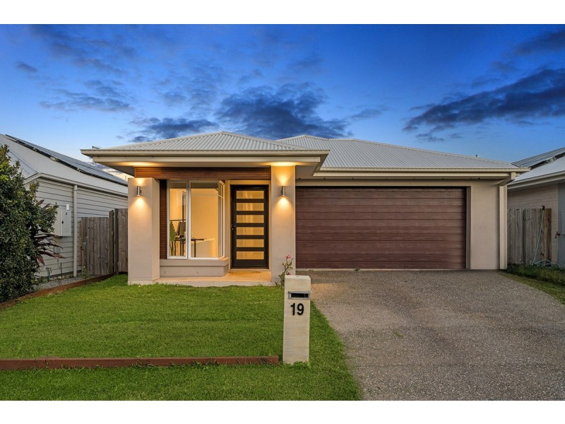 19 Torbay Street, Griffin QLD 4503