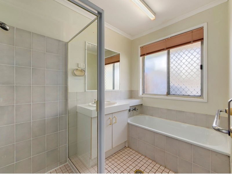 10 Pegasus Avenue, Eatons Hill QLD 4037