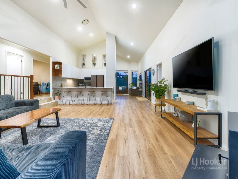 8 Bonica Court, Eatons Hill QLD 4037