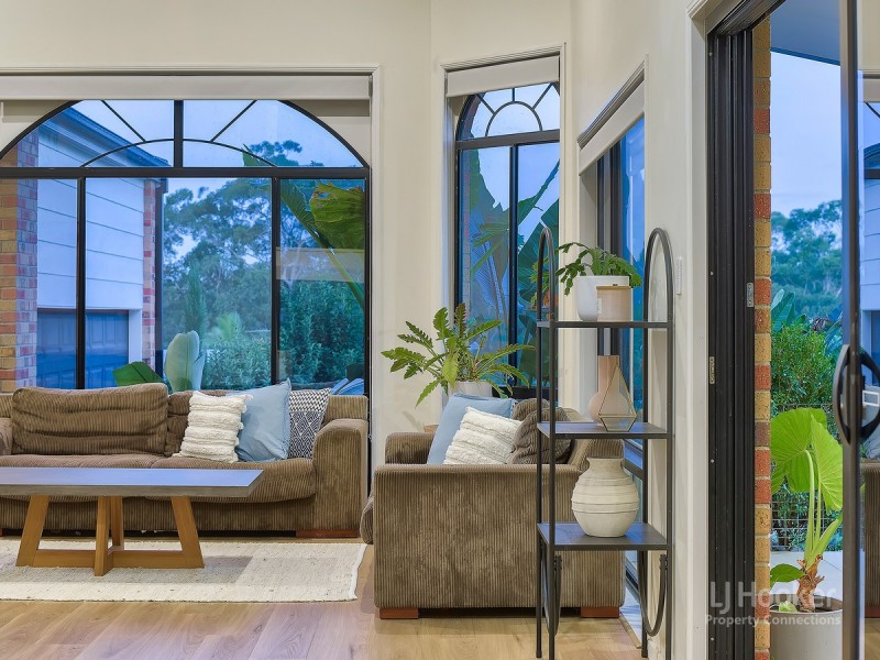 8 Bonica Court, Eatons Hill QLD 4037