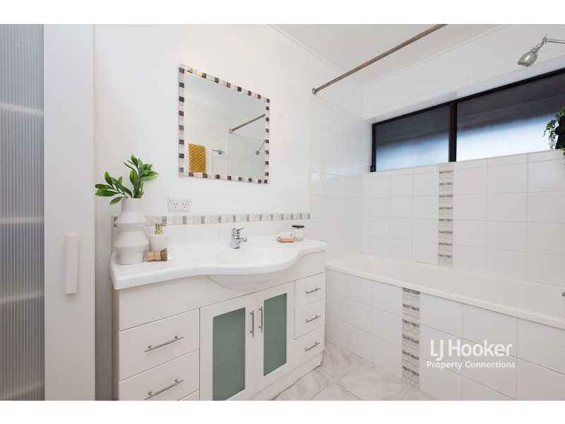 10 Heatherlea Street, Brendale QLD 4500