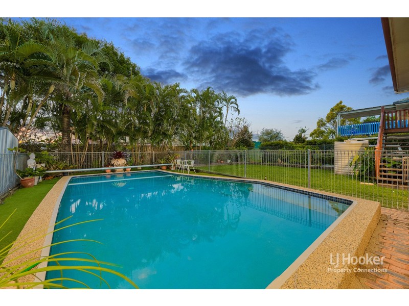 29 Pleasant Drive, Albany Creek QLD 4035