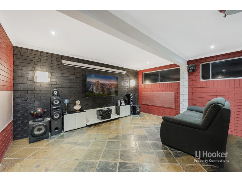 29 Pleasant Drive, Albany Creek QLD 4035