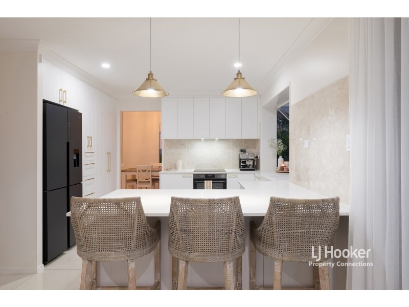31 Gilford Crescent, Albany Creek QLD 4035