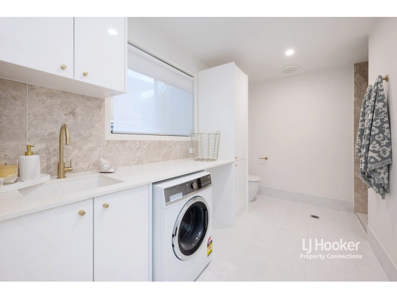 31 Gilford Crescent, Albany Creek QLD 4035