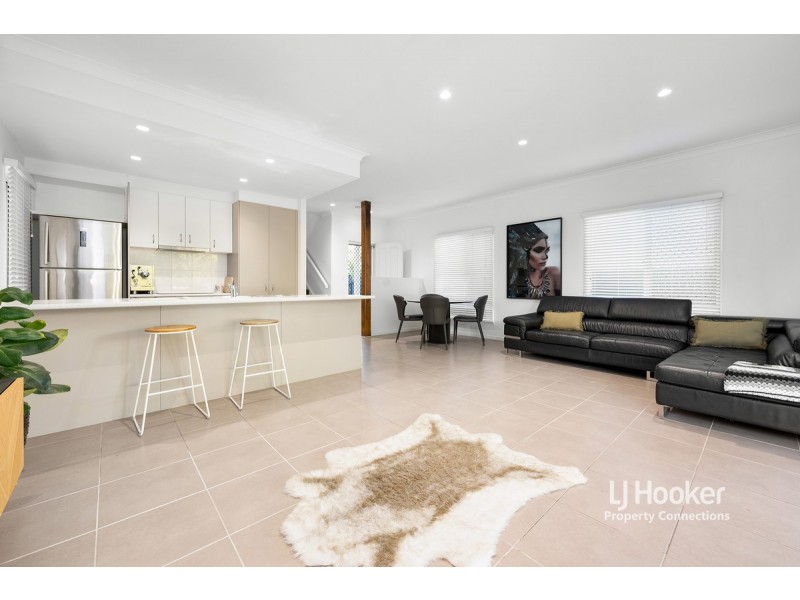 11 Melia Court, Eatons Hill QLD 4037