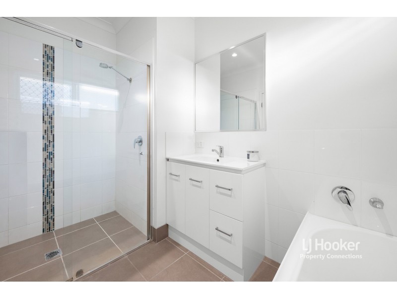 11 Melia Court, Eatons Hill QLD 4037