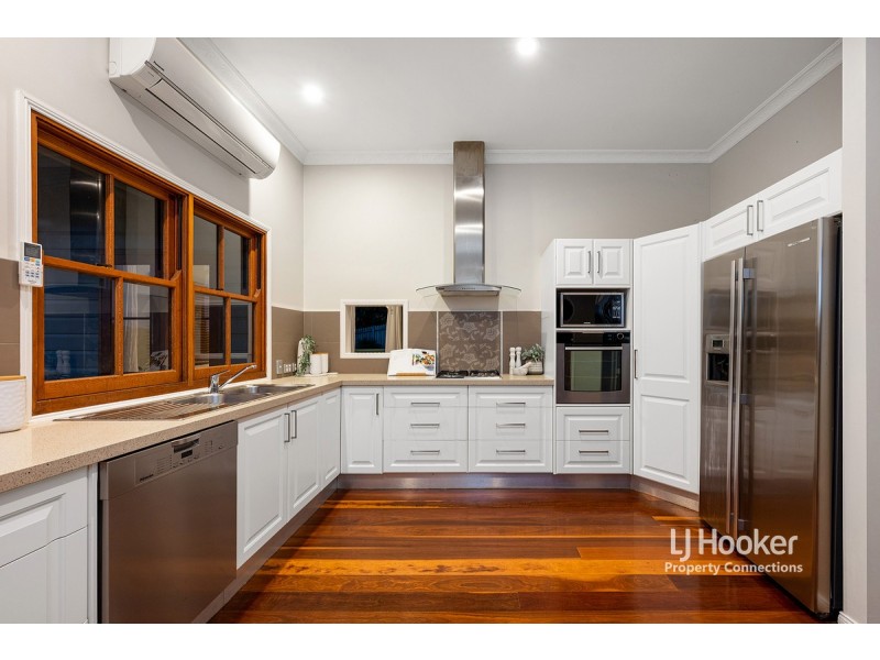 7 Kiandra Close, The Gap QLD 4061