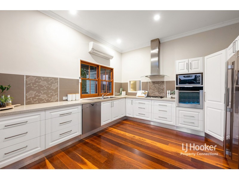 7 Kiandra Close, The Gap QLD 4061