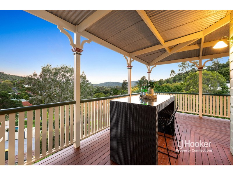 7 Kiandra Close, The Gap QLD 4061