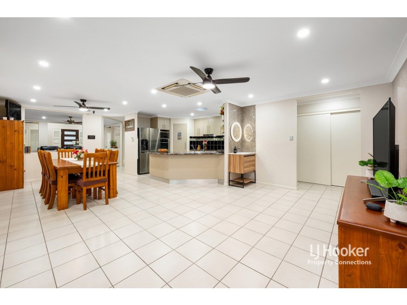 79 Faheys Road West, Albany Creek QLD 4035