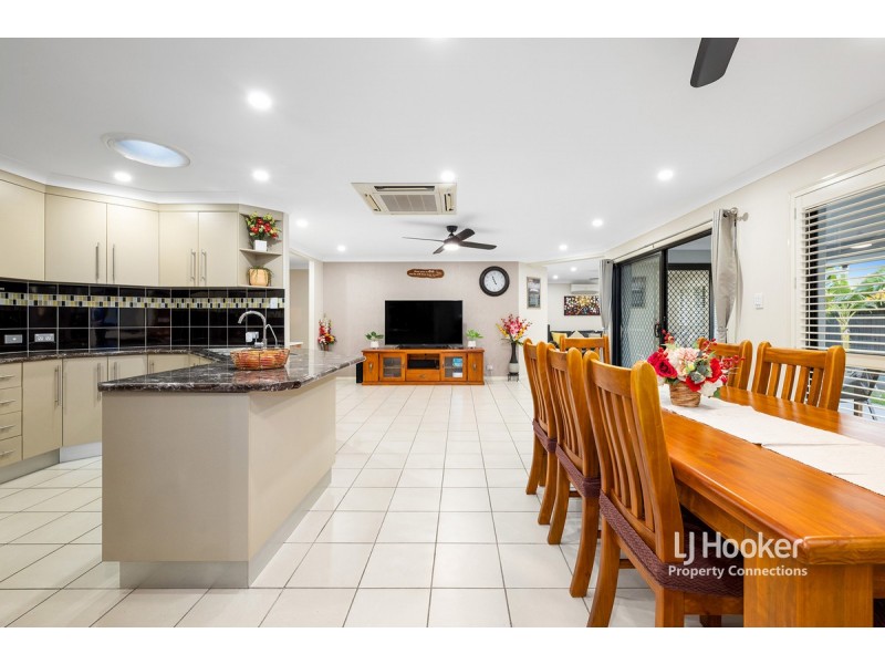 79 Faheys Road West, Albany Creek QLD 4035