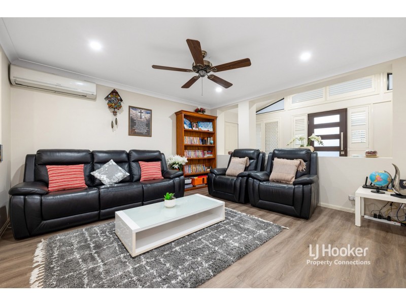 79 Faheys Road West, Albany Creek QLD 4035