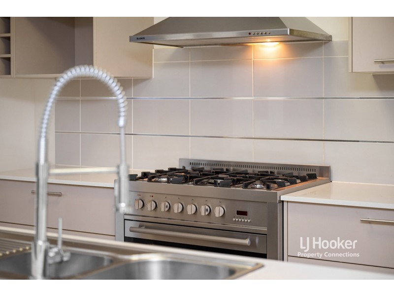 6 Avoca Place, Warner QLD 4500