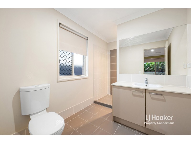 6 Avoca Place, Warner QLD 4500