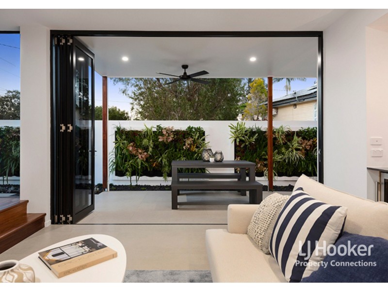 1/60 Leitchs Road South, Albany Creek QLD 4035