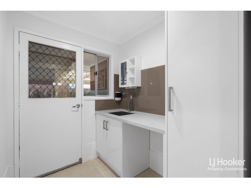 42 Gilford Crescent, Albany Creek QLD 4035