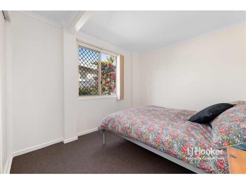 16 Illuta Avenue, Ferny Hills QLD 4055