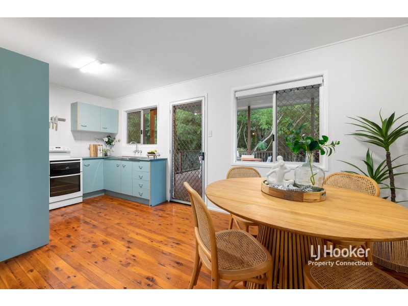 64 Folkstone Avenue, Albany Creek QLD 4035