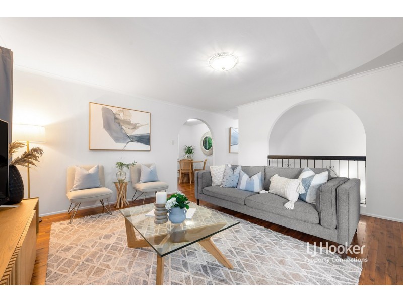 64 Folkstone Avenue, Albany Creek QLD 4035