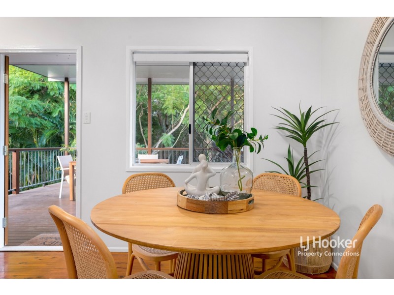 64 Folkstone Avenue, Albany Creek QLD 4035