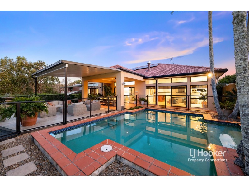 24 Lancewood Drive, Albany Creek QLD 4035