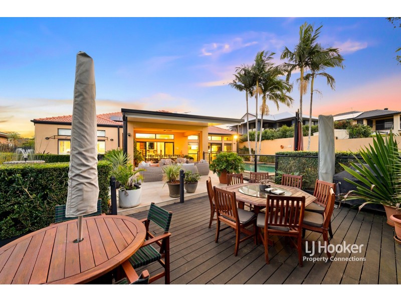 24 Lancewood Drive, Albany Creek QLD 4035