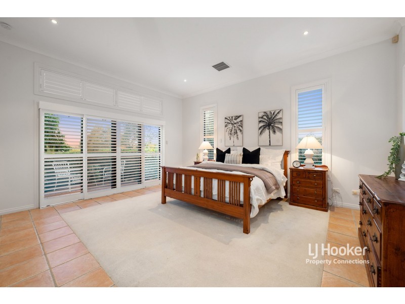 24 Lancewood Drive, Albany Creek QLD 4035