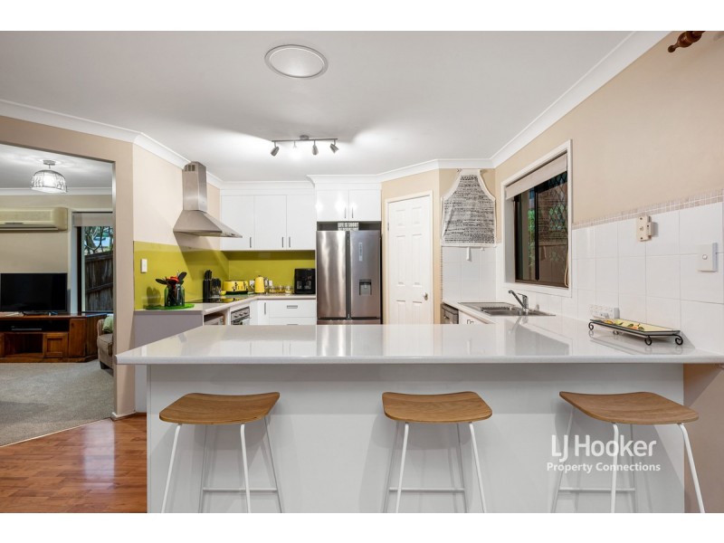 12 Georgette Court, Eatons Hill QLD 4037