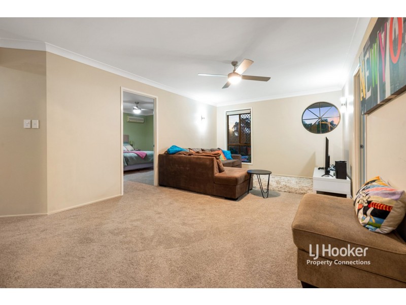 12 Georgette Court, Eatons Hill QLD 4037