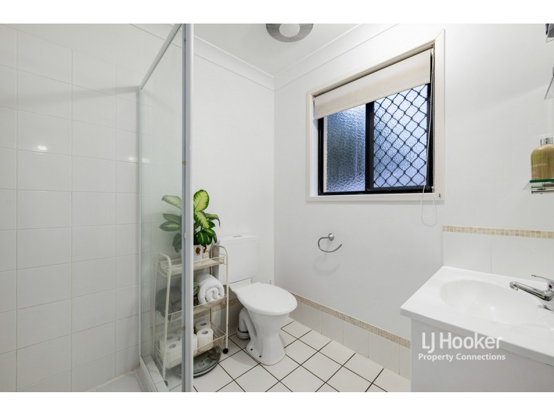 12 Georgette Court, Eatons Hill QLD 4037