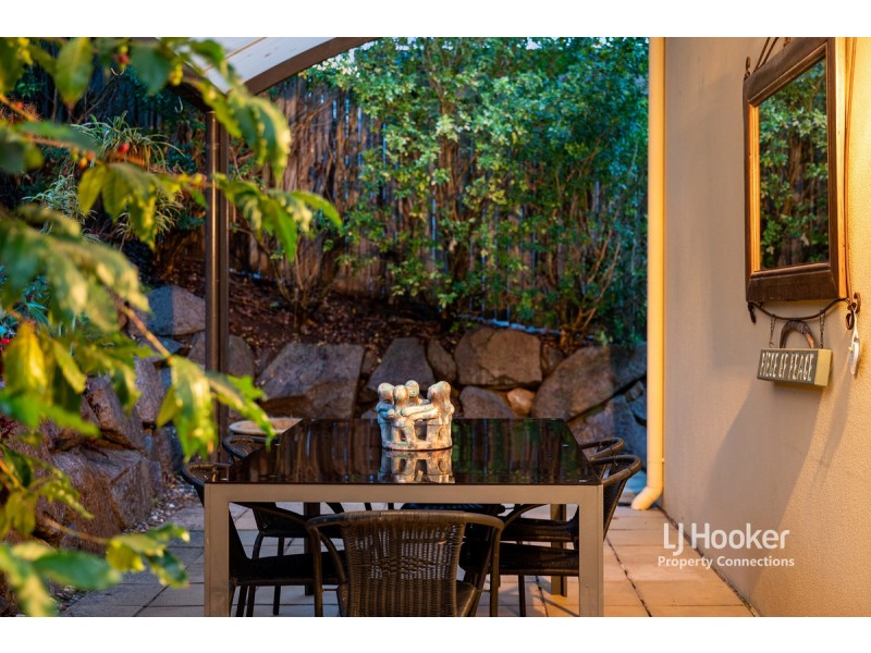 12 Georgette Court, Eatons Hill QLD 4037