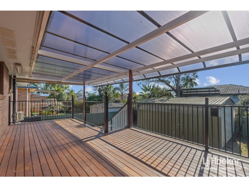 8 Strathford Avenue, Albany Creek QLD 4035