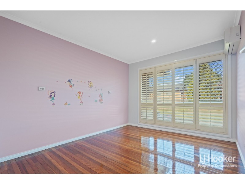 8 Strathford Avenue, Albany Creek QLD 4035