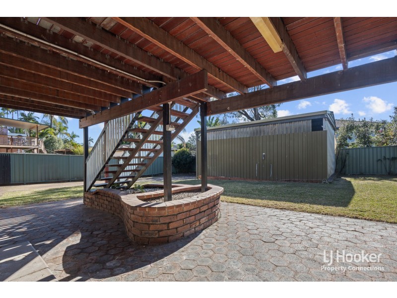 8 Strathford Avenue, Albany Creek QLD 4035