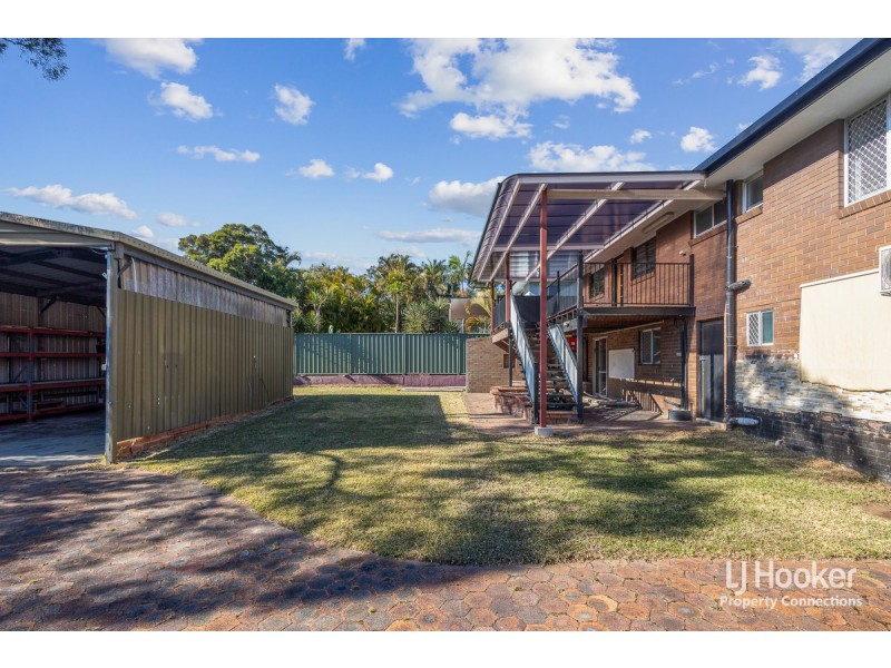 8 Strathford Avenue, Albany Creek QLD 4035