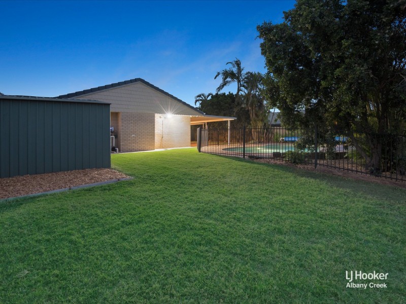 7 Tiffany Court, Eatons Hill QLD 4037